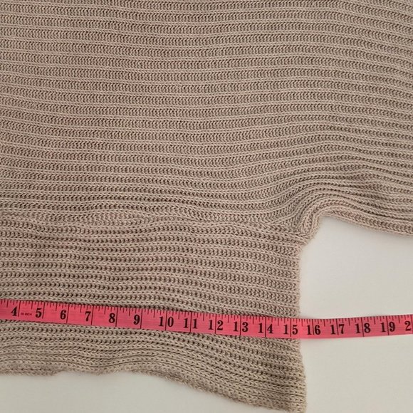 Koby Knit Cream Relaxed Sweater. Medium size. - Picture 14 of 14